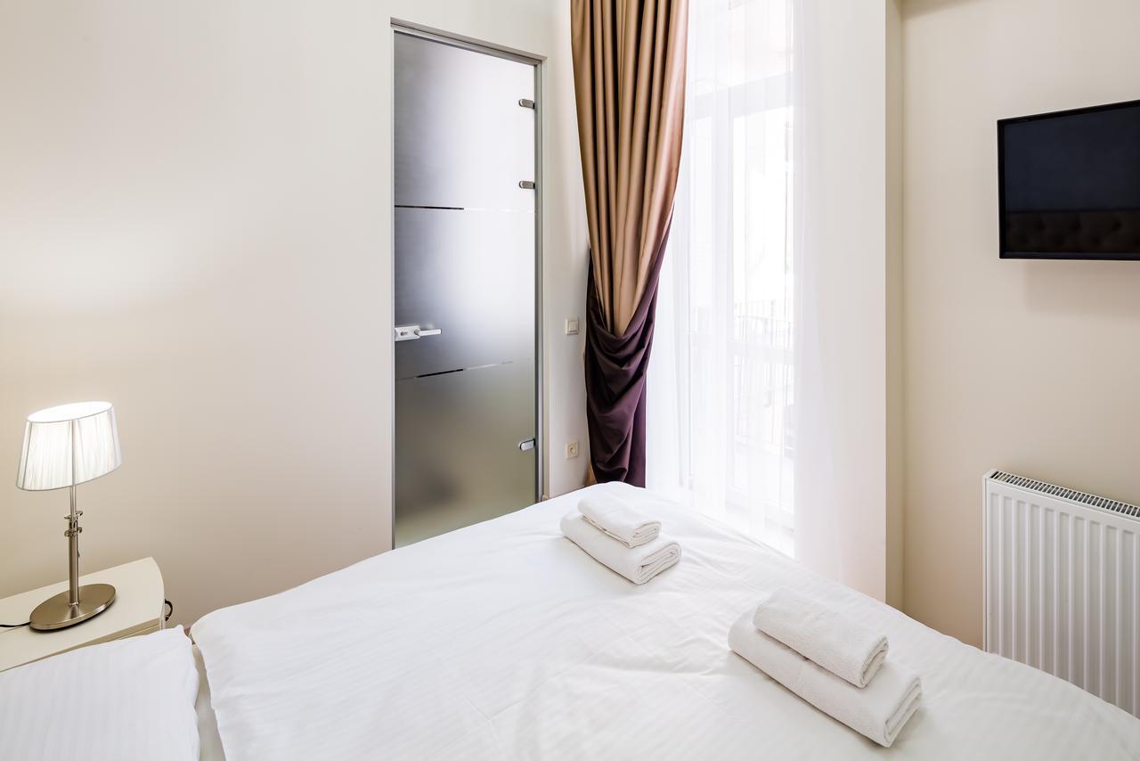 Leogrand Deluxe Apartments On Doroshenka 17 Leopoli Esterno foto